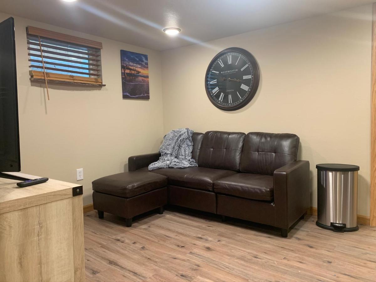 Dillon Ave Homes Cheyenne Bilik gambar